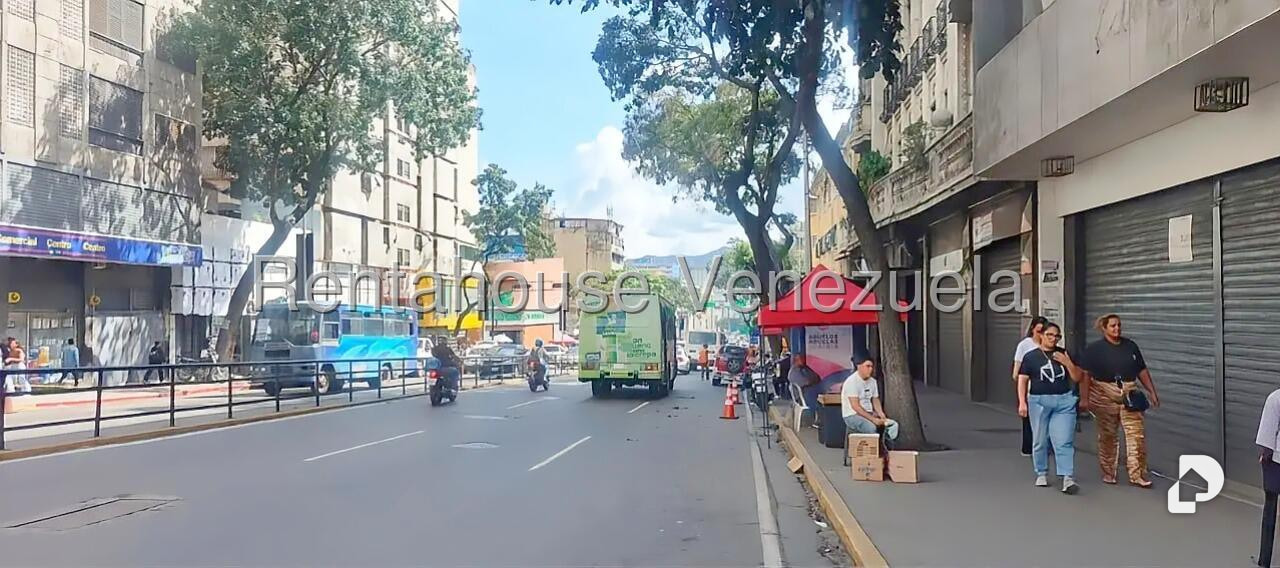 Local comercial en Parque Central, Caracas
