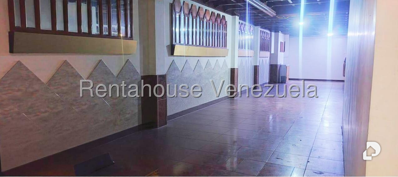 Local comercial en Parque Central, Caracas