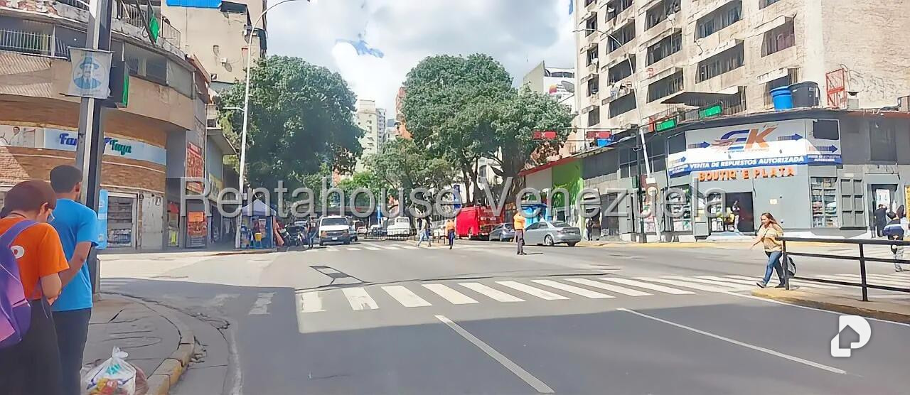 Local comercial en Parque Central, Caracas