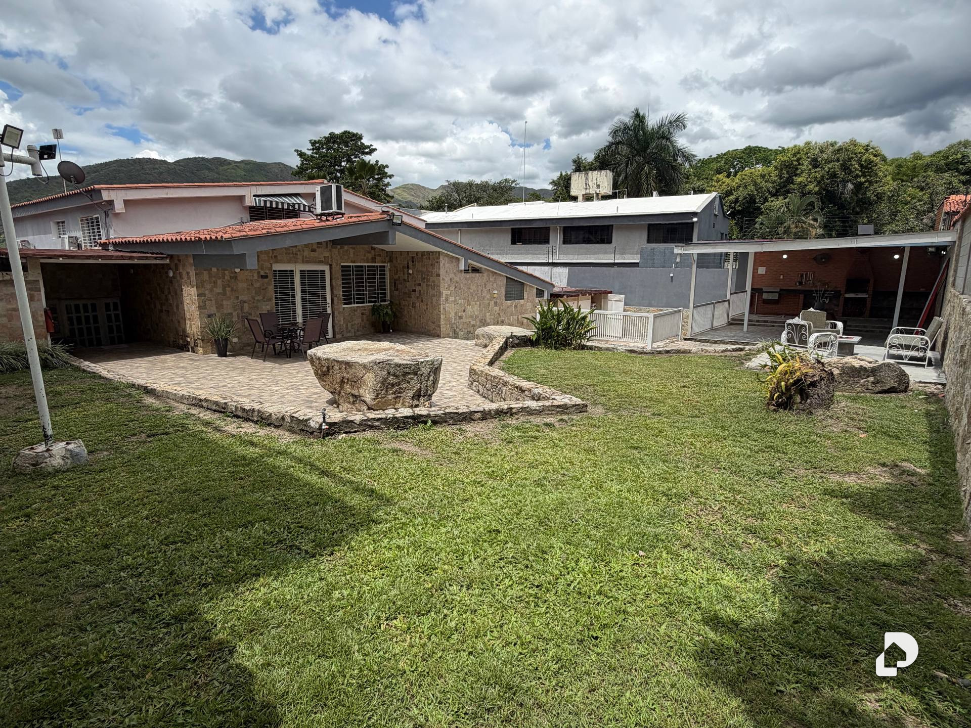 Casa en Urbanización El Castaño, Maracay – 15
