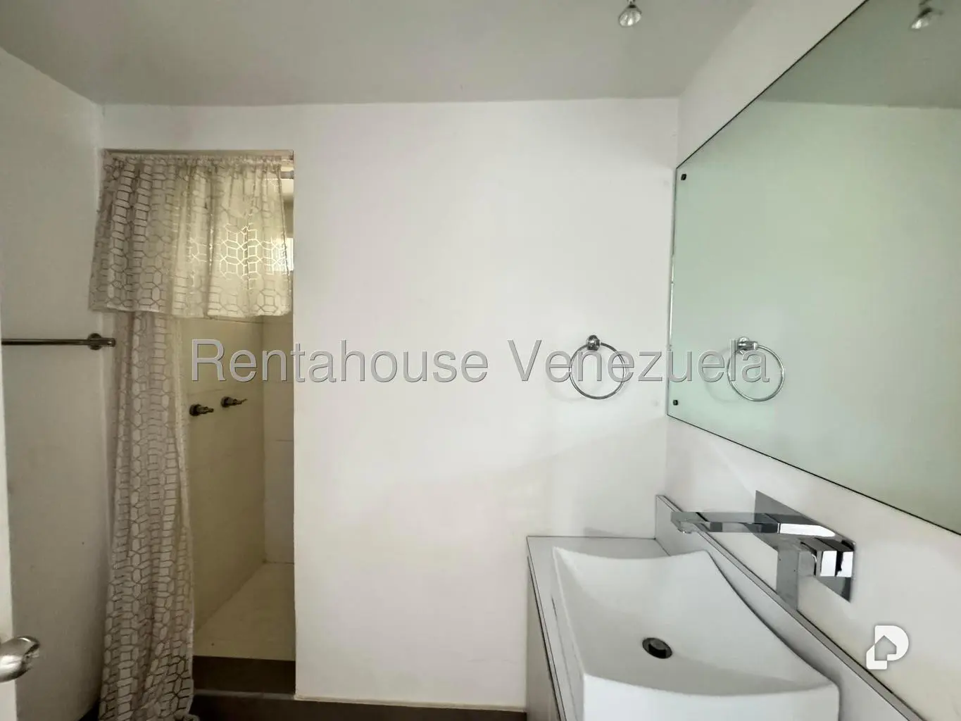 Casa en Sebucan, Caracas – 29