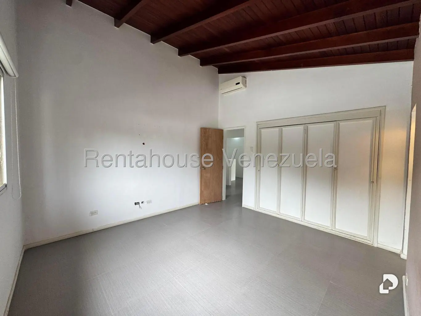 Casa en Sebucan, Caracas – 23