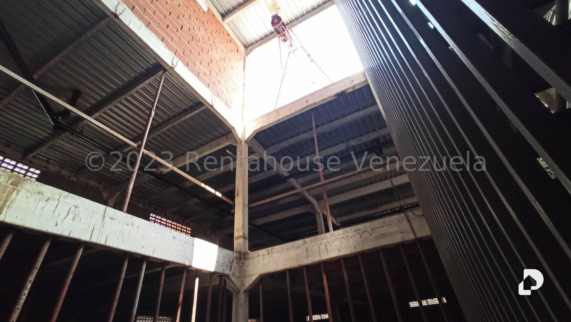 Galpón en El Paraíso, Caracas – 6