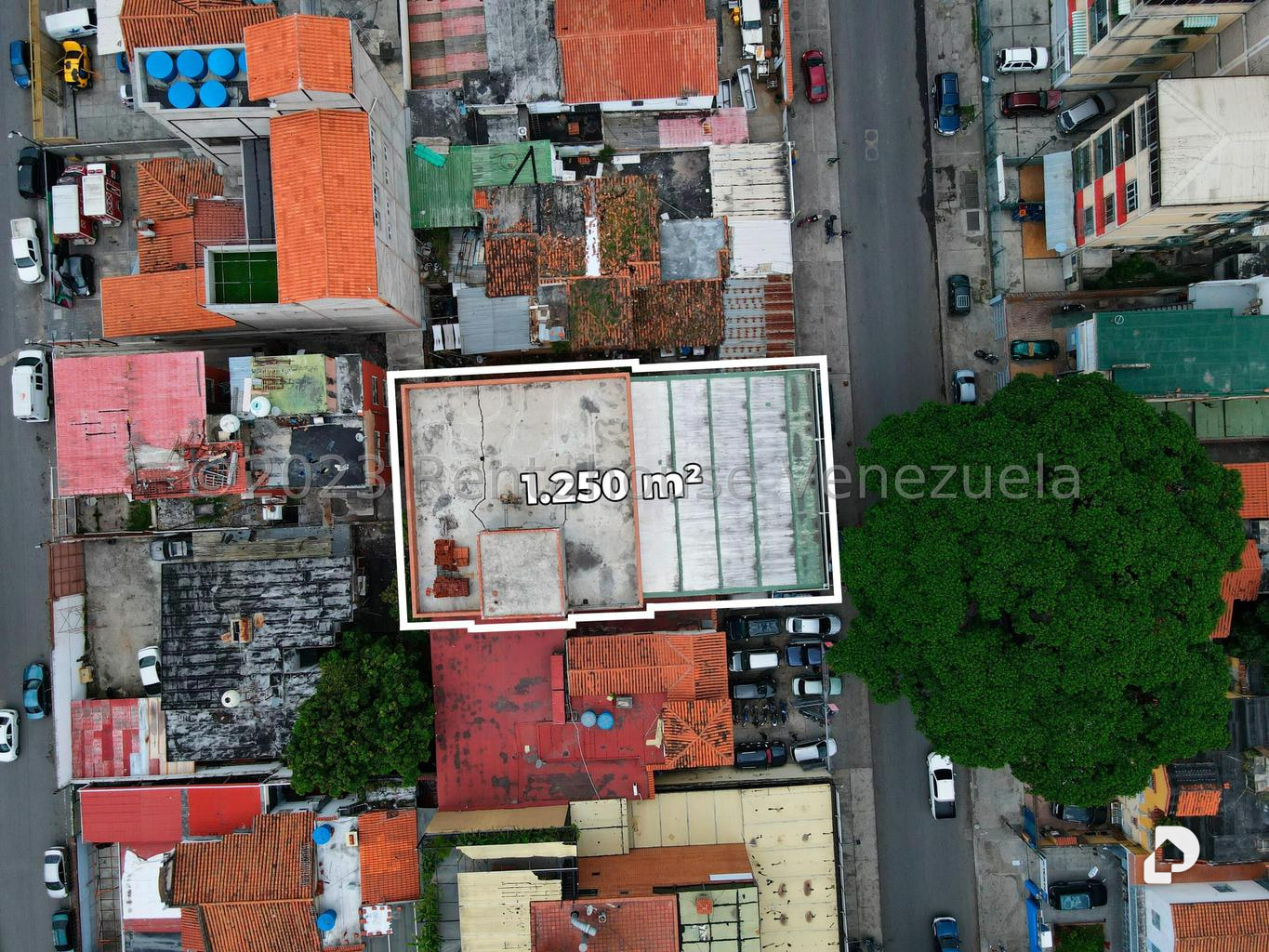 Galpón en El Paraíso, Caracas – 13