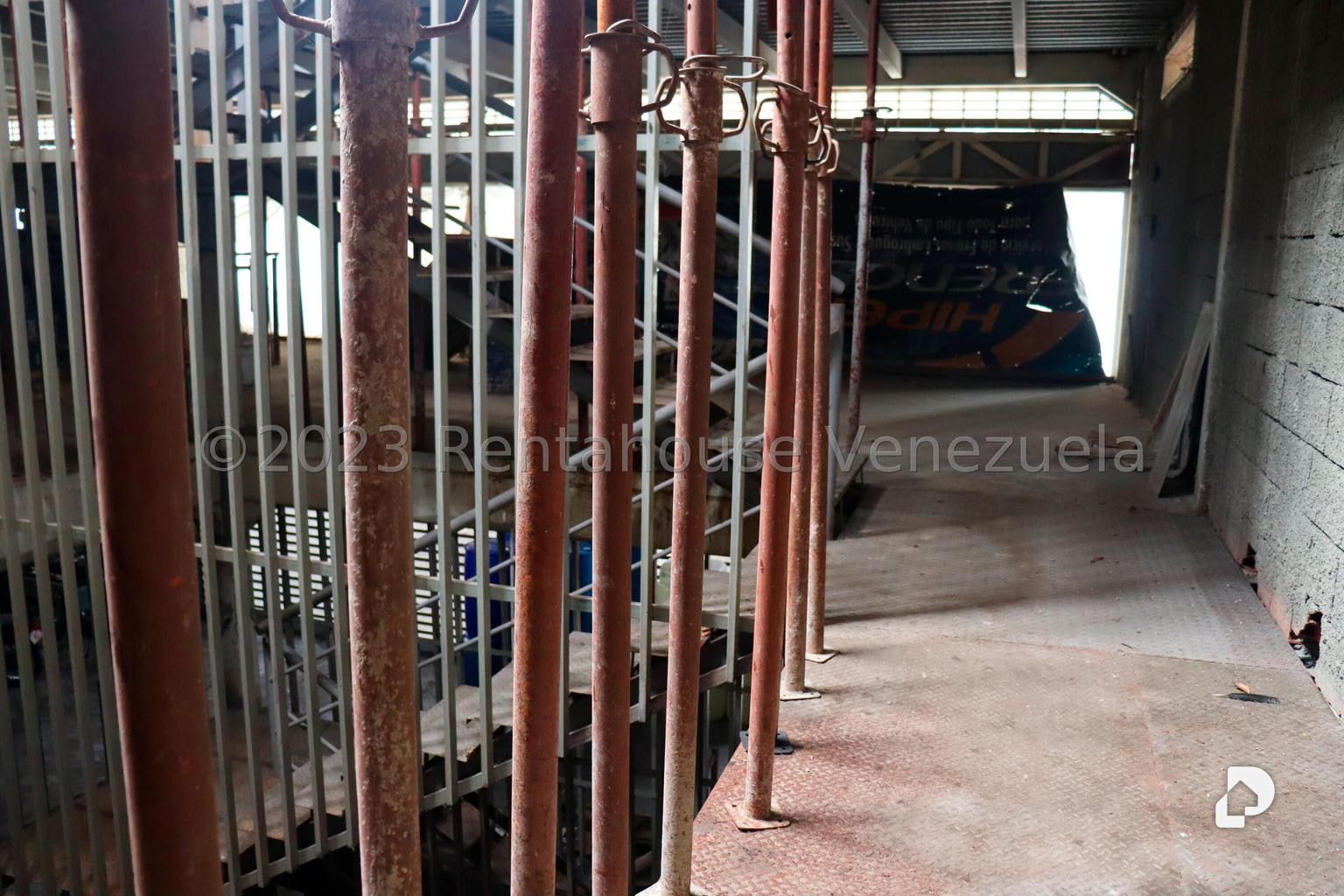 Galpón en El Paraíso, Caracas – 8