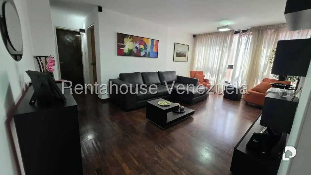 Apartamento en Los Palos Grandes, Caracas – 6