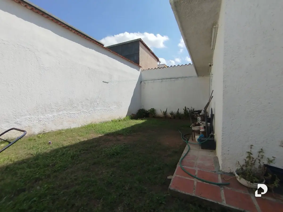 Casa en Parroquia Urbana San José, Valencia – 10
