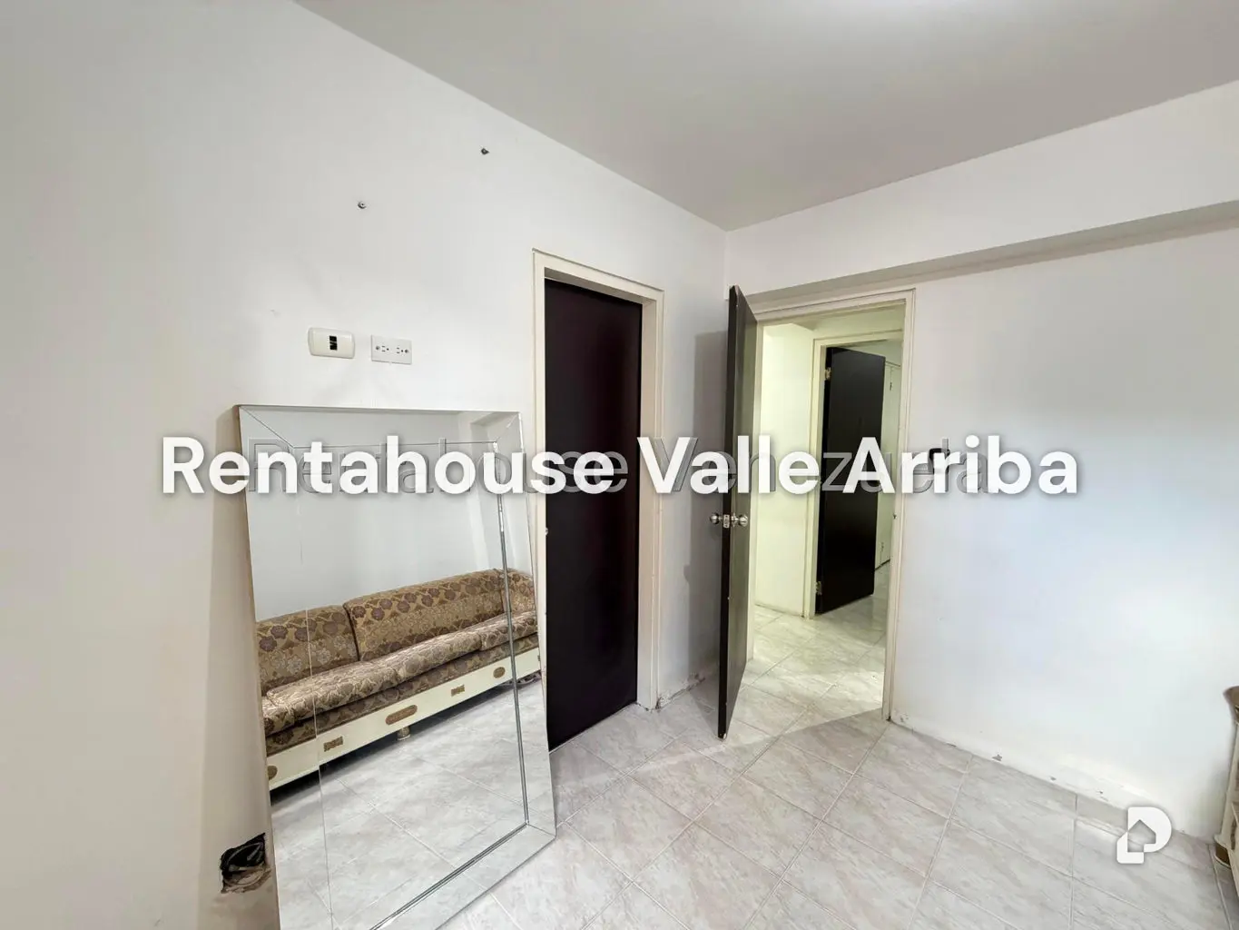 Apartamento en La Urbina, Caracas – 12