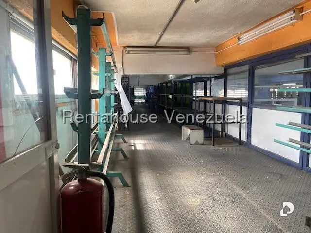 Edificio en Boleíta Sur, Caracas