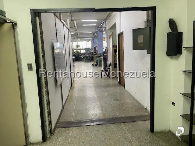 Edificio en Boleíta Sur, Caracas