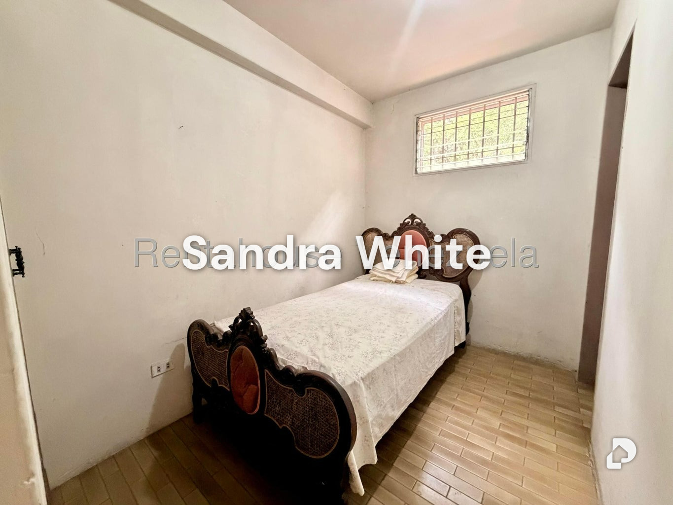 Casa en Colinas de Santa Mónica. 27-6597, Caracas – 17