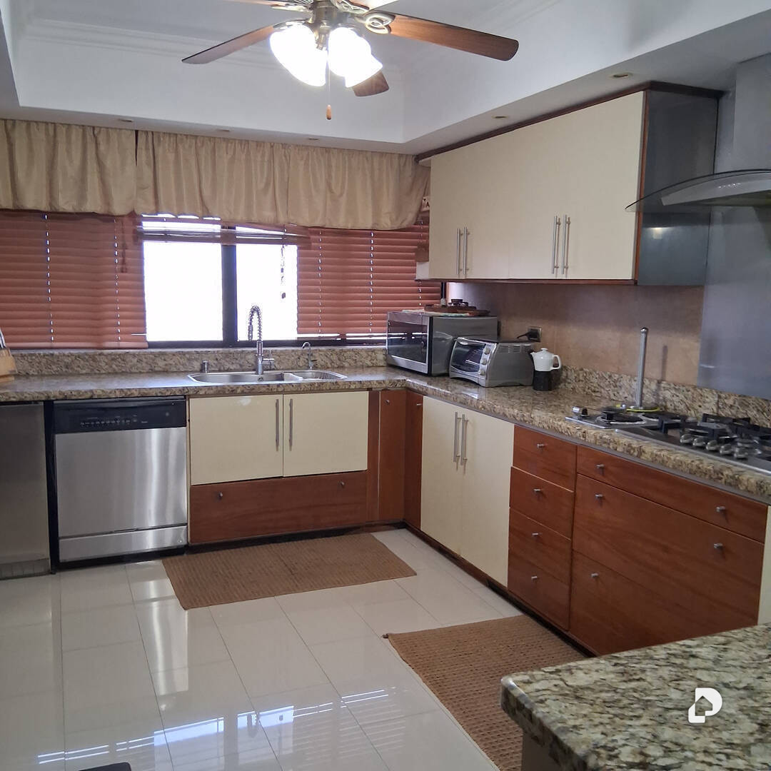Apartamento en La Lago, Maracaibo – 8