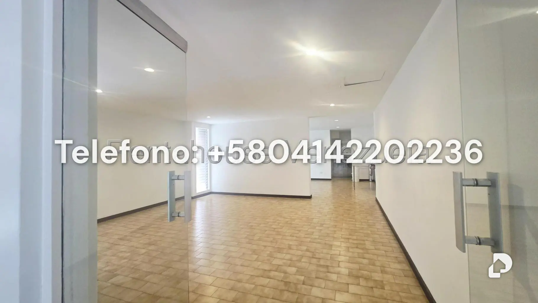 Apartamento en Los Palos Grandes, Caracas – 24