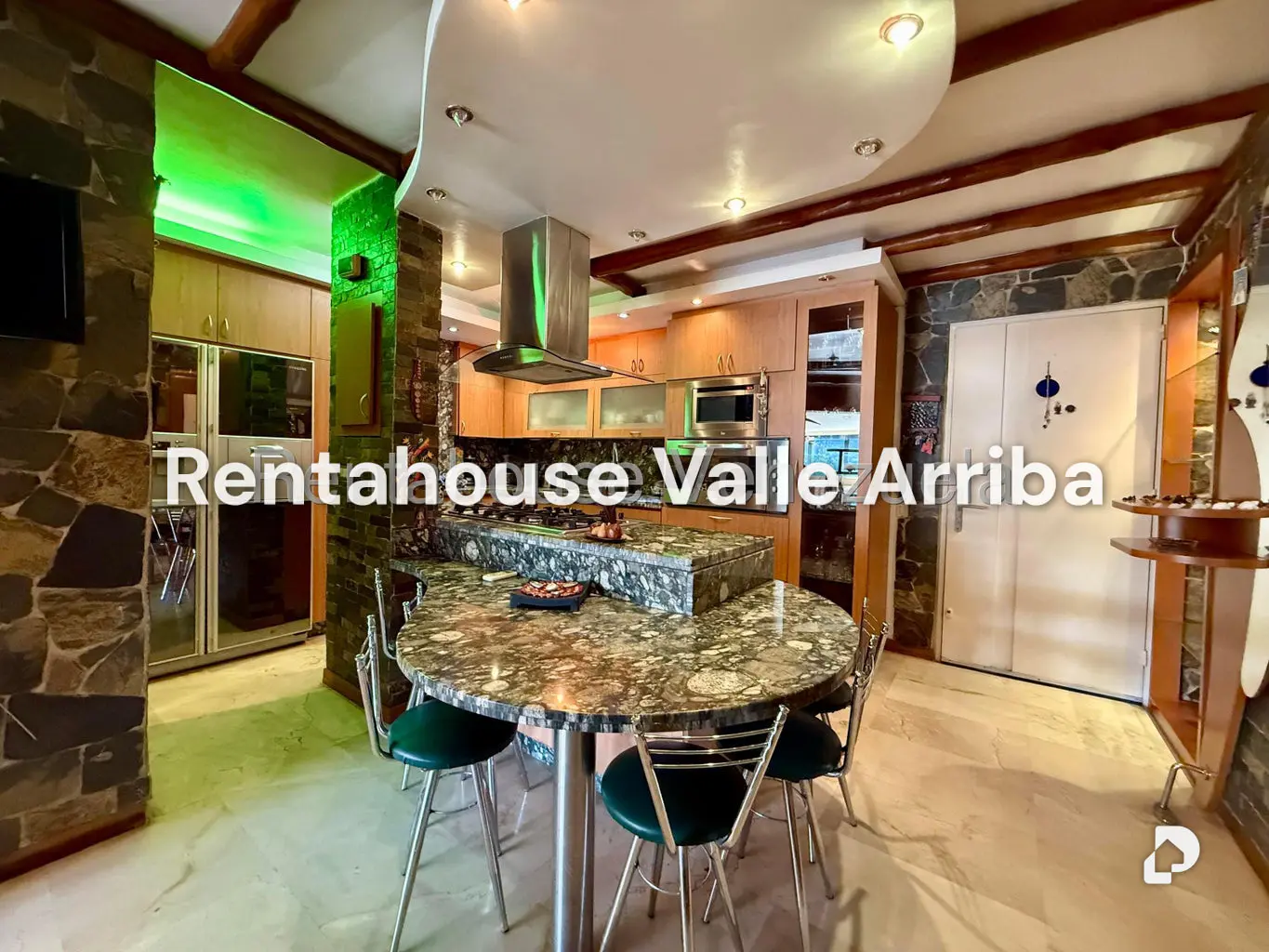 Apartamento en Solar del Hatillo, Caracas – 3