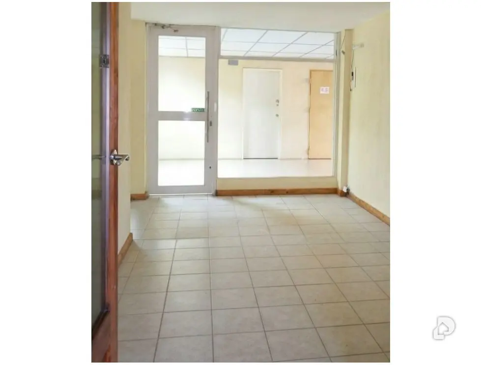 Local comercial en Carrizal, Altos Mirandinos – 5