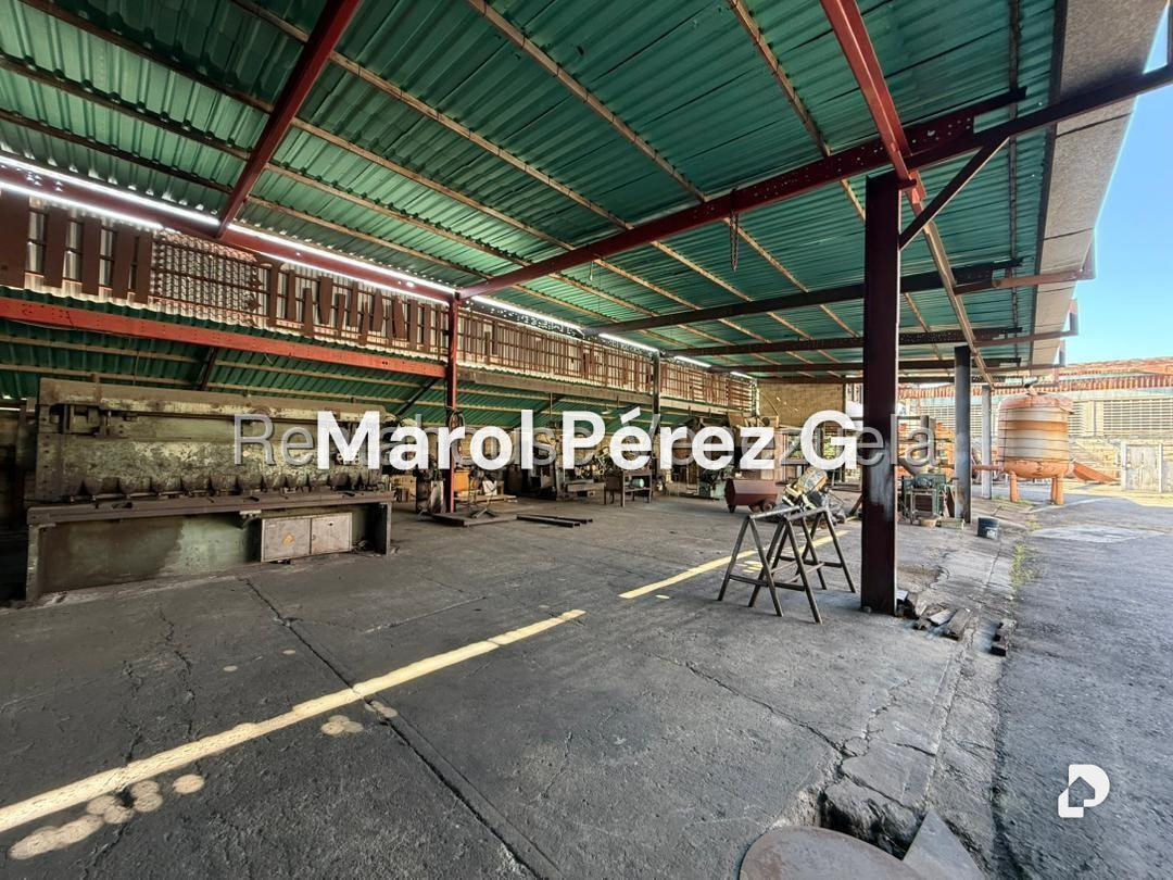 Galpón en Barrio Central, Valencia – 26