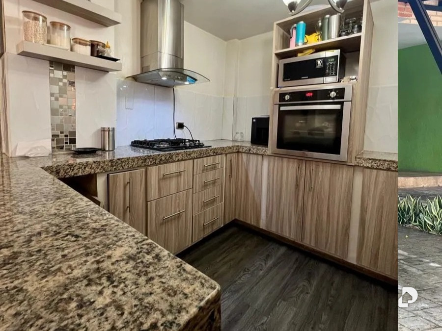 House in Valle de Oro, San Diego – 2