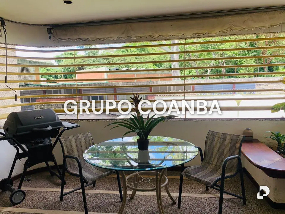 Apartamento en Los Palos Grandes, Caracas – 13
