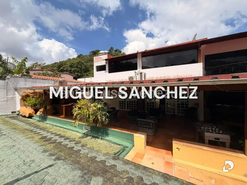Casa en Santa Sofía, Caracas – 3