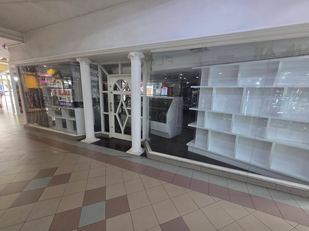 Commercial space in Prebo, Valencia - 1