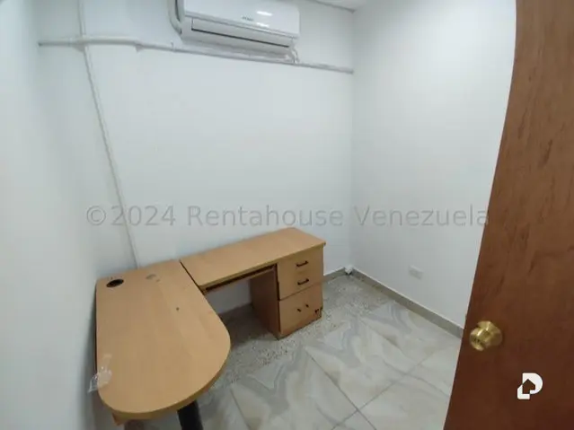 Commercial space in Los Guayos – 15