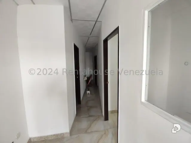 Commercial space in Los Guayos – 19