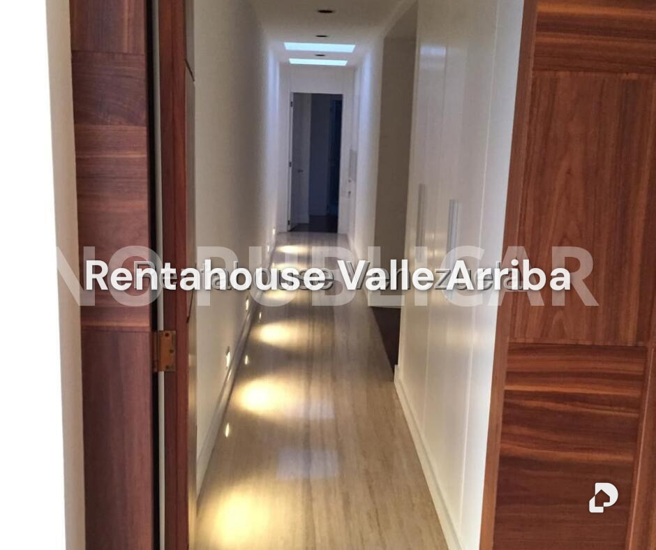 Apartamento en Lomas del Mirador, Caracas – 9