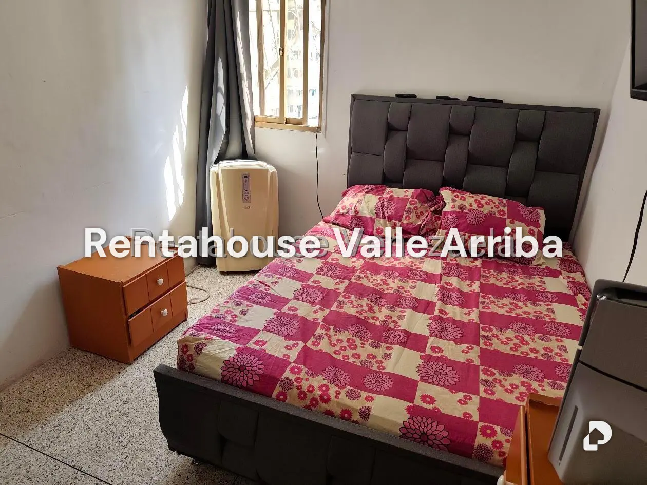 Apartamento en Parroquia Santa Teresa, Caracas – 24