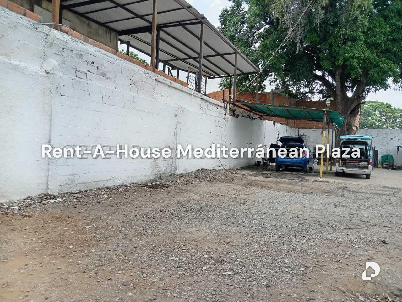 Land in Avenida Bolivar Norte, Valencia – 3