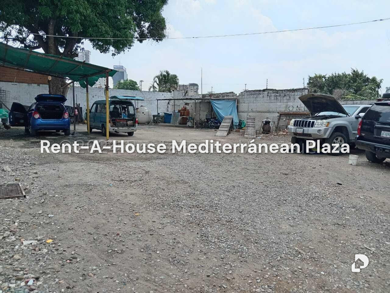 Land in Avenida Bolivar Norte, Valencia – 2