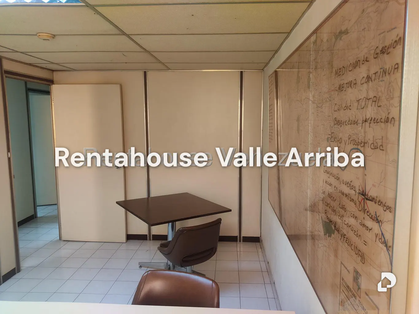 Local comercial en La Urbina, Caracas – 10