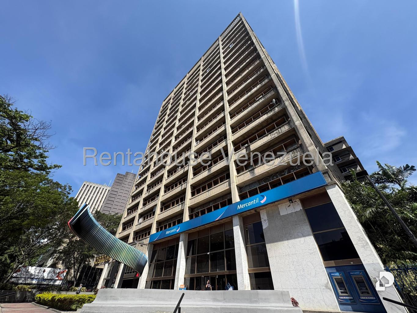 Oficina en Los Palos Grandes, Caracas – 1