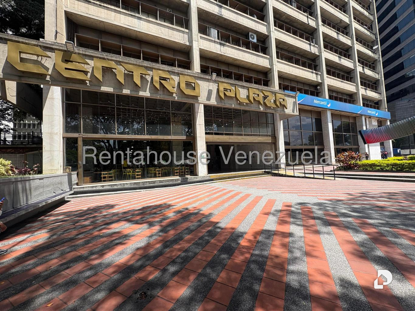 Oficina en Los Palos Grandes, Caracas – 2