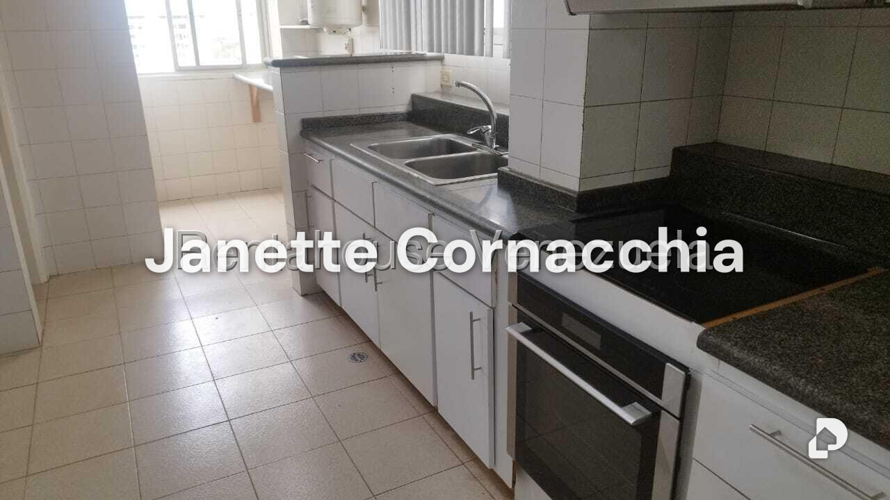 Apartamento en La Urbina, Caracas