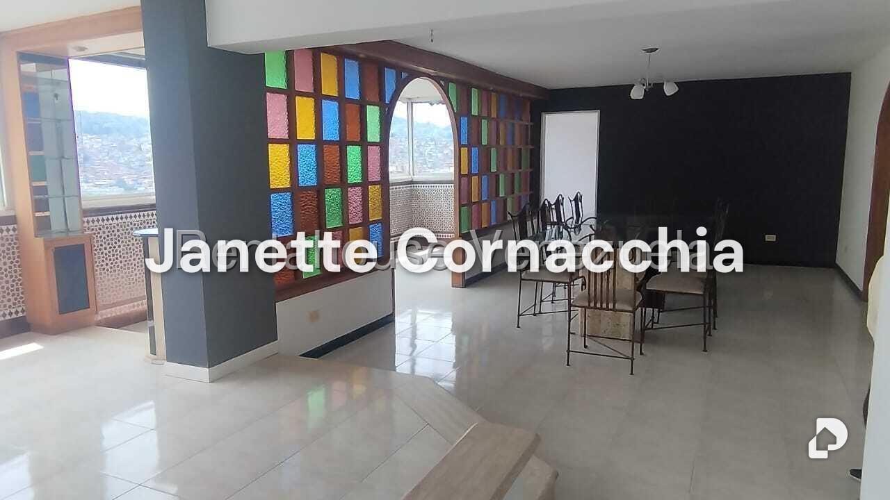 Apartamento en La Urbina, Caracas