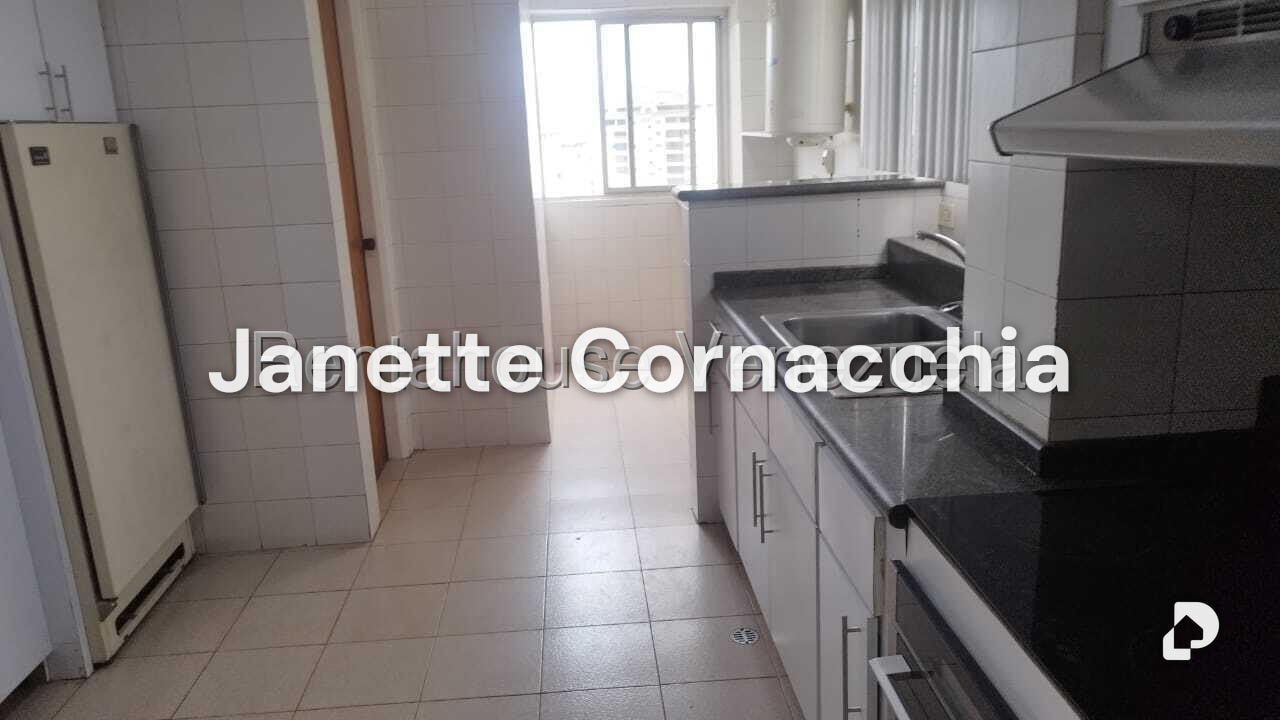 Apartamento en La Urbina, Caracas