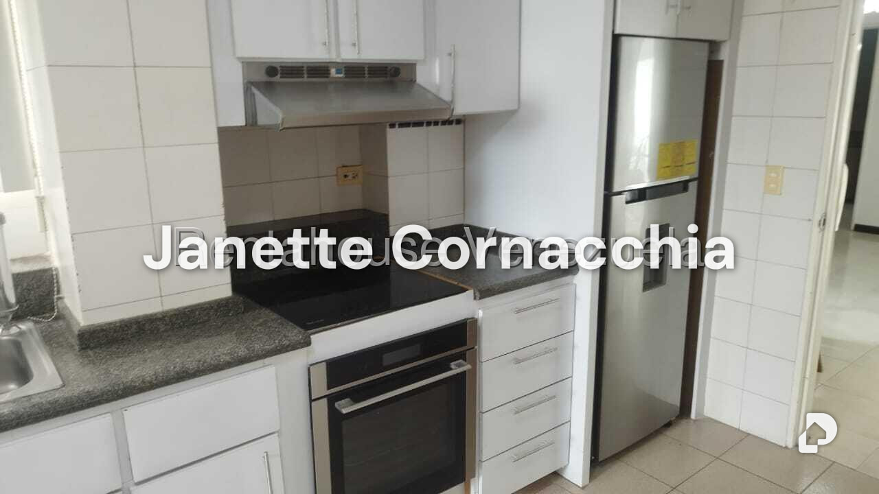 Apartamento en La Urbina, Caracas