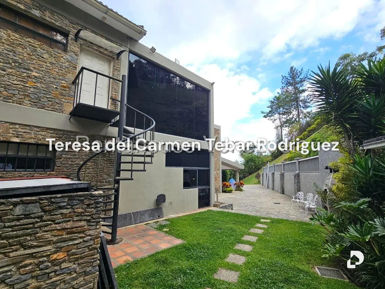 Casa en La Lagunita Country Club, Caracas