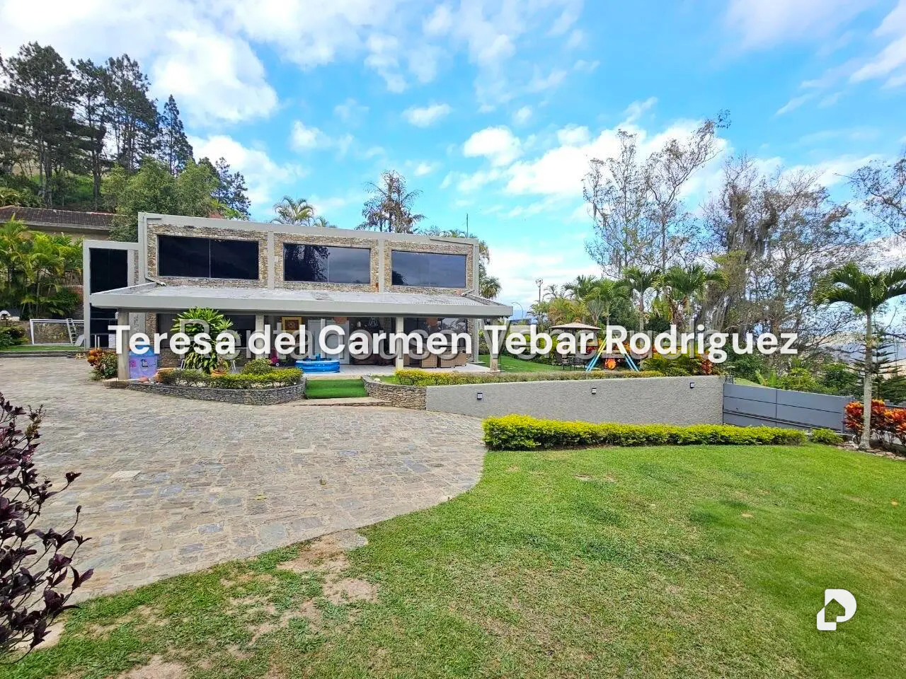 Casa en La Lagunita Country Club, Caracas