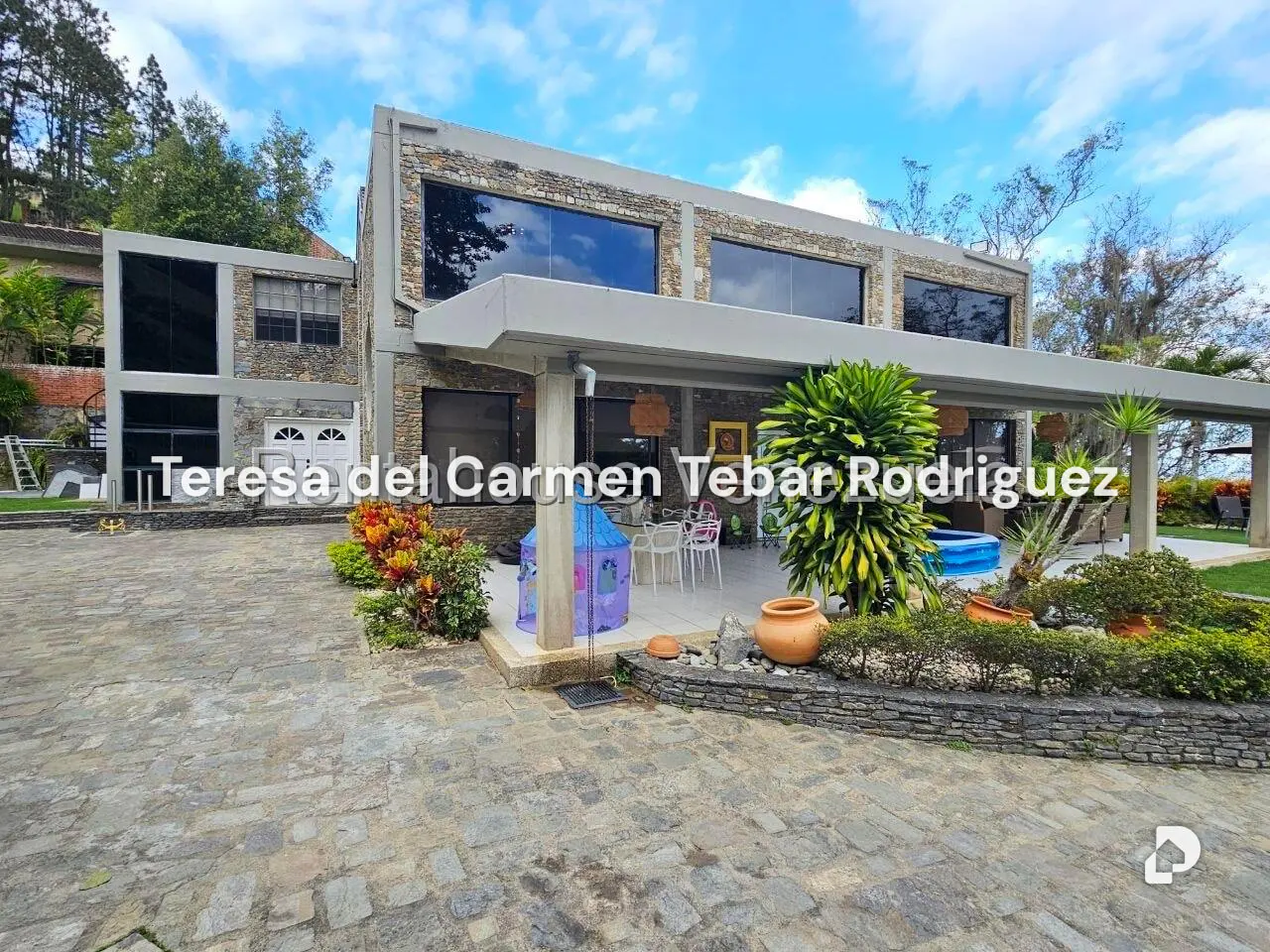 Casa en La Lagunita Country Club, Caracas