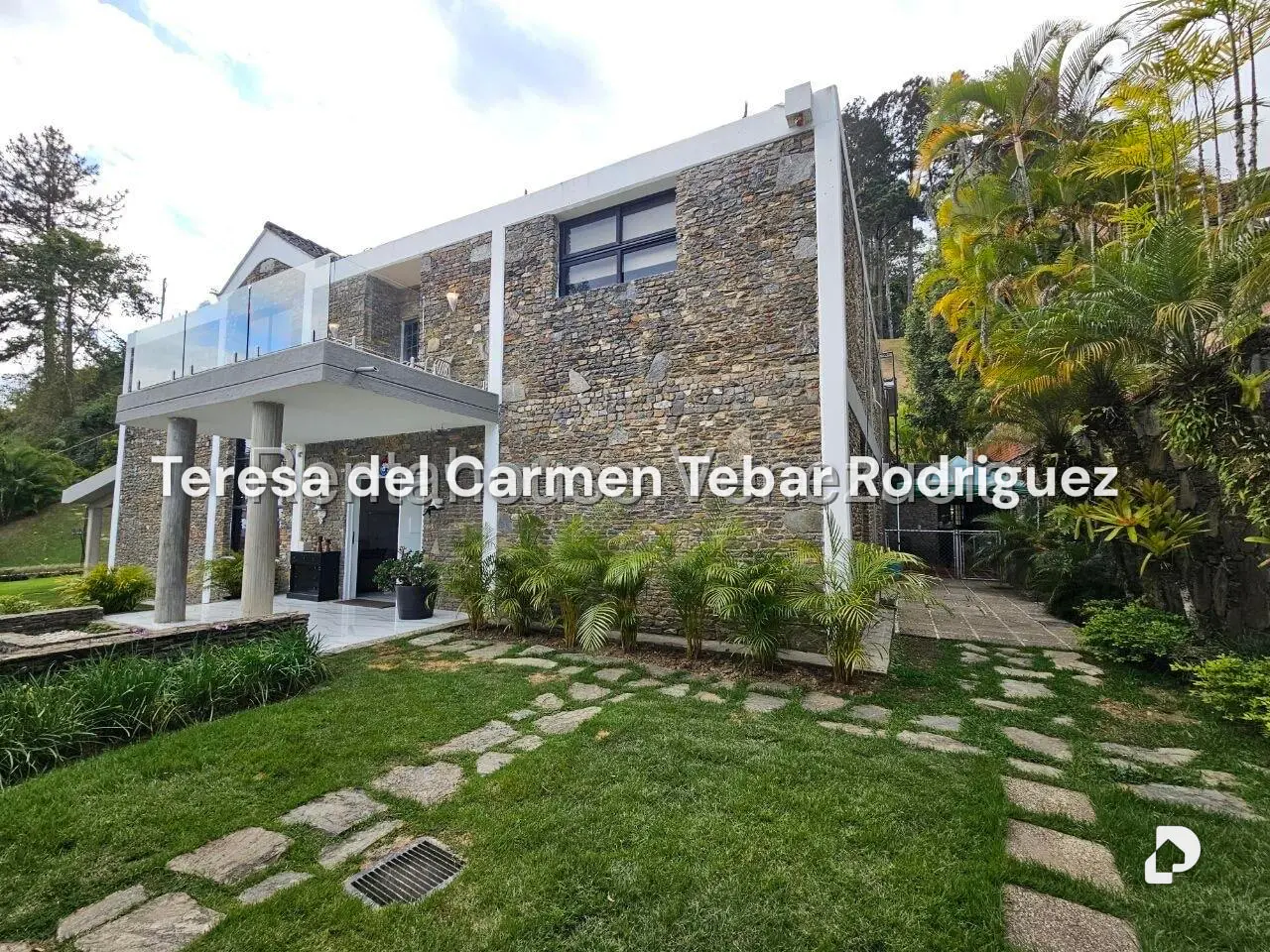 Casa en La Lagunita Country Club, Caracas