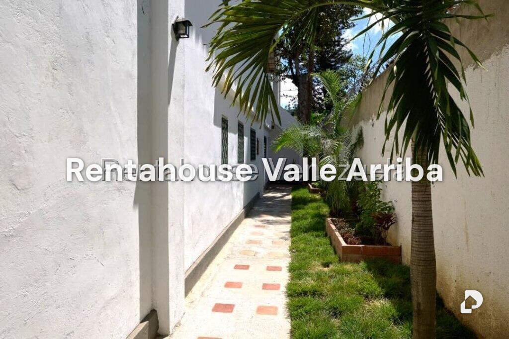Local comercial en Valle Arriba, Caracas – 2
