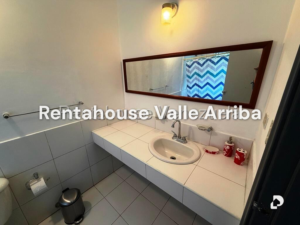Local comercial en Valle Arriba, Caracas – 14