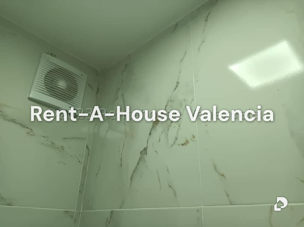 Oficina en Avenida Bolivar Norte, Valencia – 12