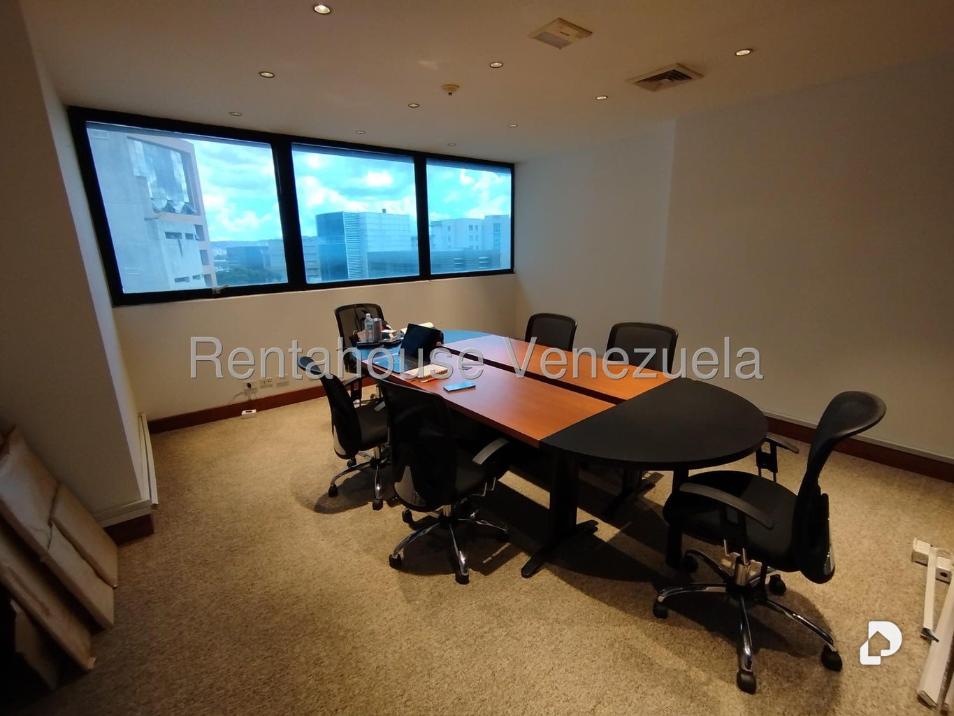 Oficina en El Rosal, Caracas – 22