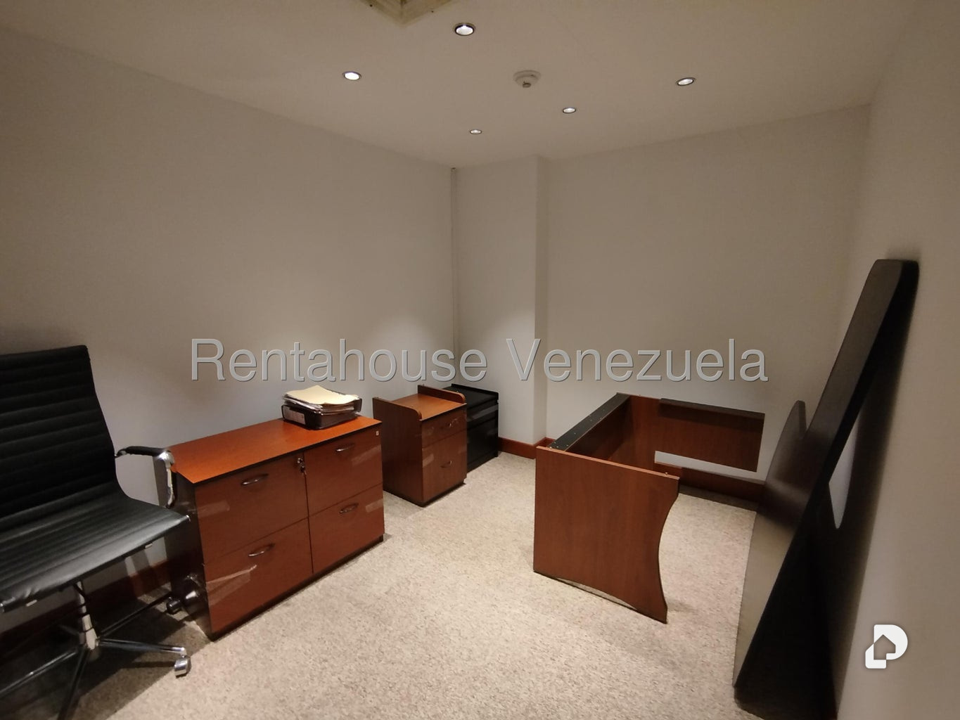 Oficina en El Rosal, Caracas – 23