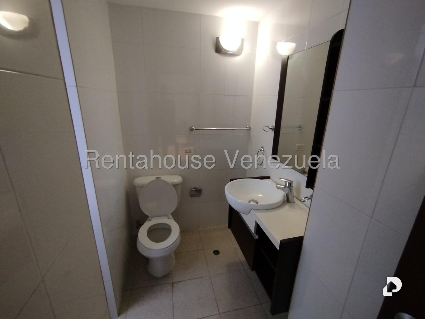 Oficina en El Rosal, Caracas – 21