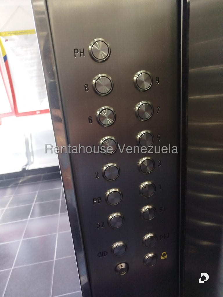 Oficina en El Rosal, Caracas – 8