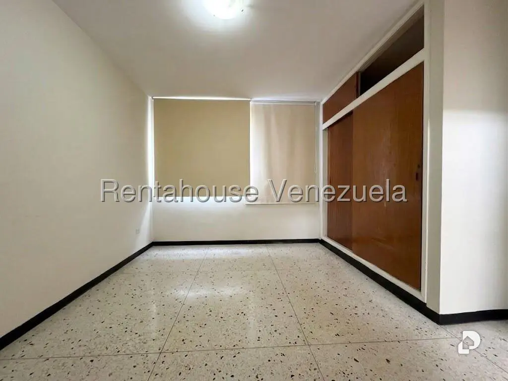 House in La California Norte, Caracas – 12