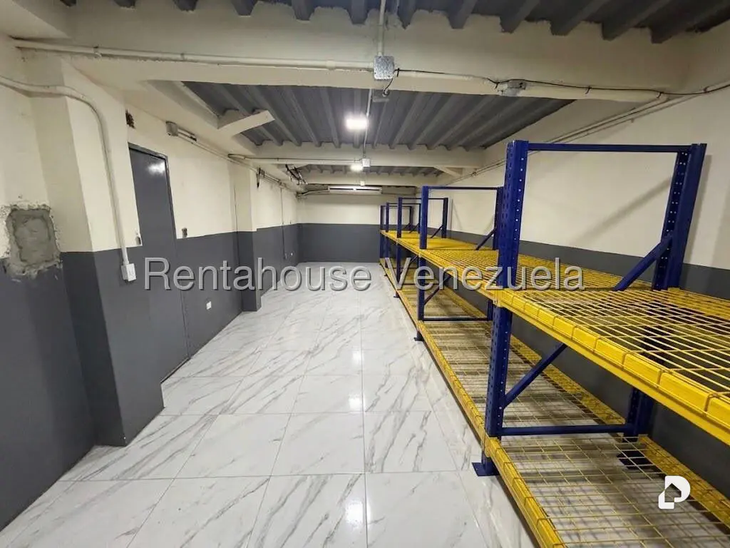 House in La California Norte, Caracas – 17